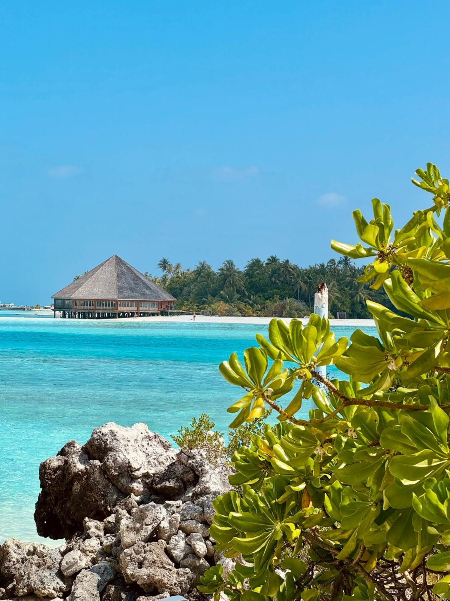 Ameera Maldives Dhiffushi Exteriör bild