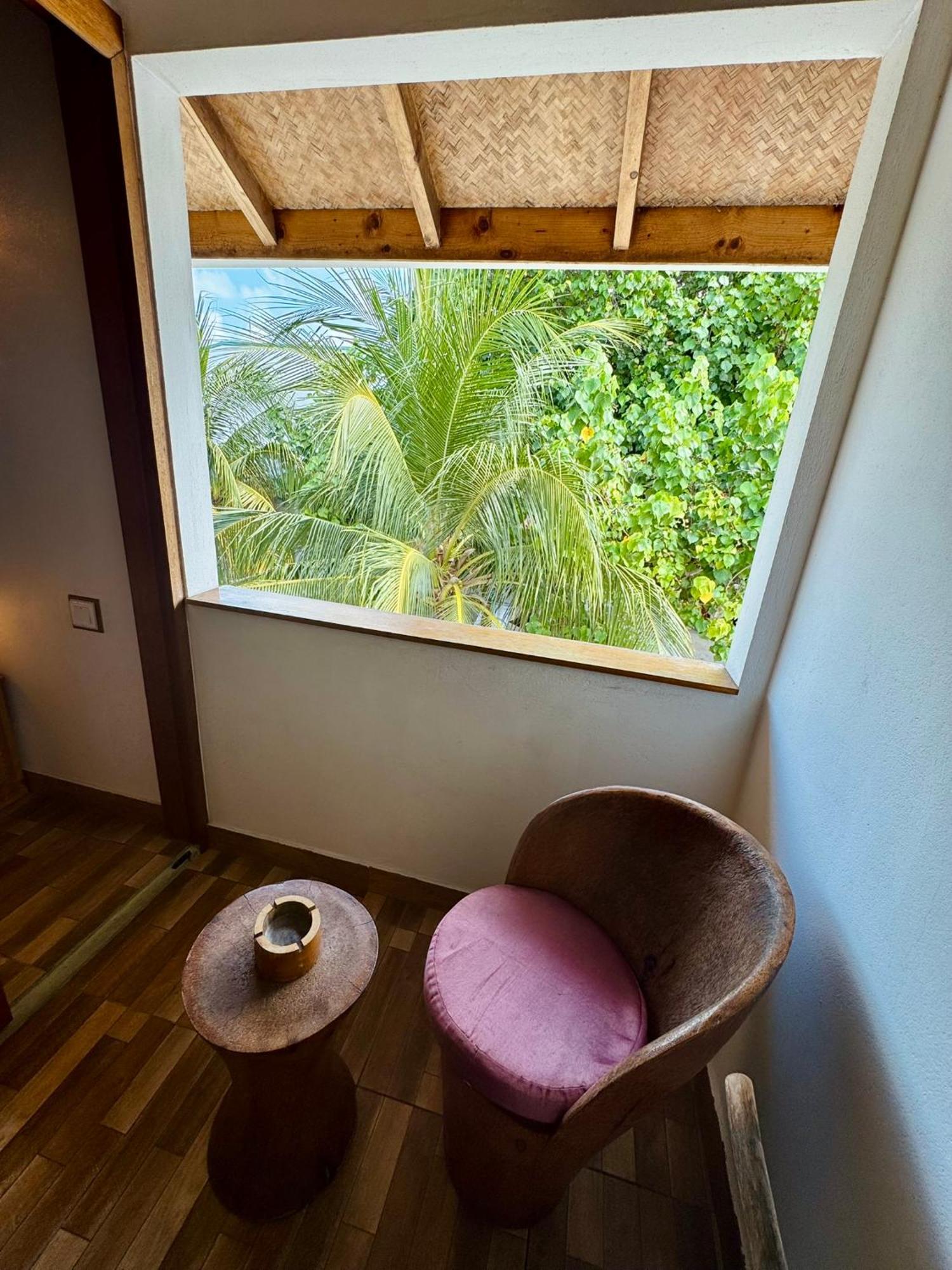 Ameera Maldives Dhiffushi Exteriör bild